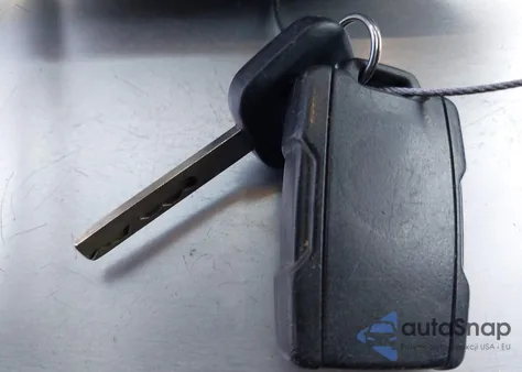 2017 Chevrolet Silverado 1500 1Lt z USA, uszkodzony, nr VIN 3GCUKREC2HG515785